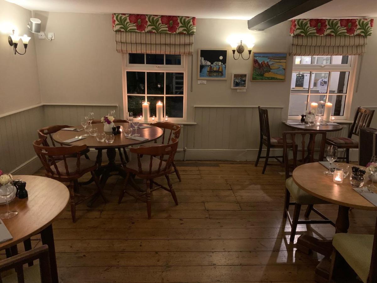 The White Hart Inn نيوبري المظهر الخارجي الصورة